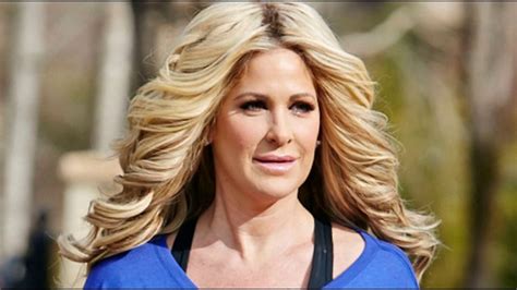 ‘fits Perfect Kim Zolciak Biermann Wears Nearly Nude Bikini In Snapchat Selfie Youtube