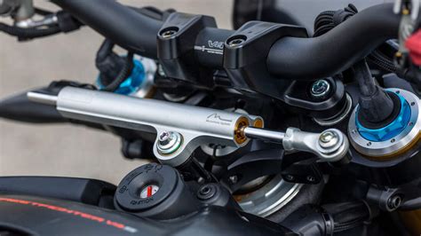 Power Naked Bikes Von Bmw Ducati Ktm Und Triumph Motorradonline De