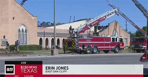 Fire Contained At Historic East Oak Cliff Church Cbs Texas