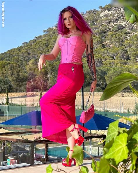 Cherry Berlin Hot Cherry Of Nude OnlyFans Leaks Fappening FappeningBook