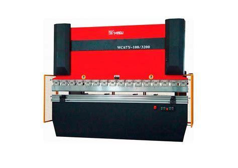 Купить гидравлический листогибочный пресс yangli в Москве со склада
