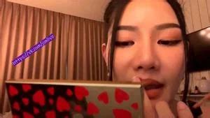 Смотрите นองลกหวา ไลฟอมๆเลย Thai Girl Thai Live Show Solo Porn SpankBang