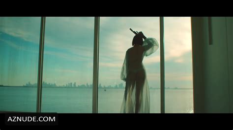 Rihanna Sexy And Hot In Needed Me Music Video Aznude