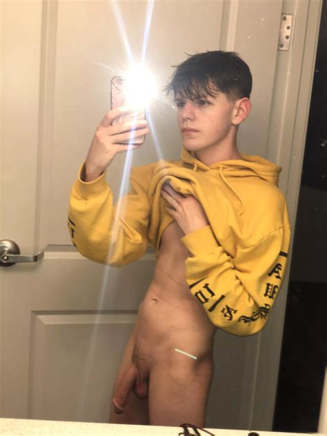 Come Warm Me Up Nudes Twinks NUDE PICS ORG