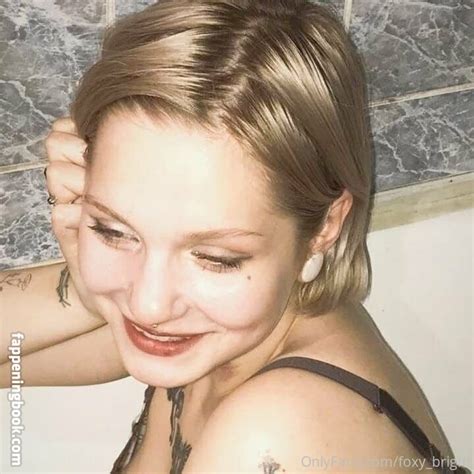 Foxy Bright Nude OnlyFans Leaks Fappening FappeningBook