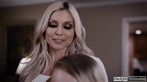 Madrastra Hace Que El Hombre Se Folle A La Joven Hijastra XVIDEOS