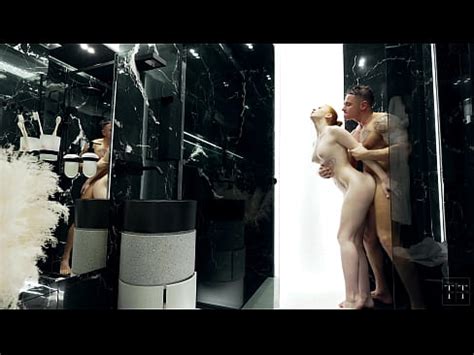 Mi hermanastro no tuvo tiempo de aguantar y se corrió dentro de mí XVIDEOS