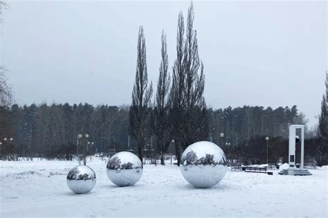 Зеркальные шары