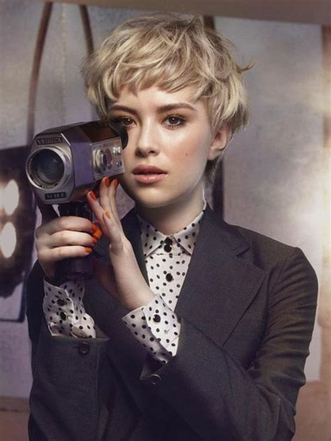 COIFFURE 20 idées de coupe courte blonde tendance pour vous inspirer Designmag fr