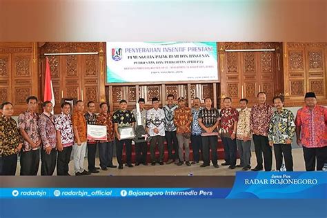 Penerimaan PBB P2 2019 Lampaui Target Radar Bojonegoro