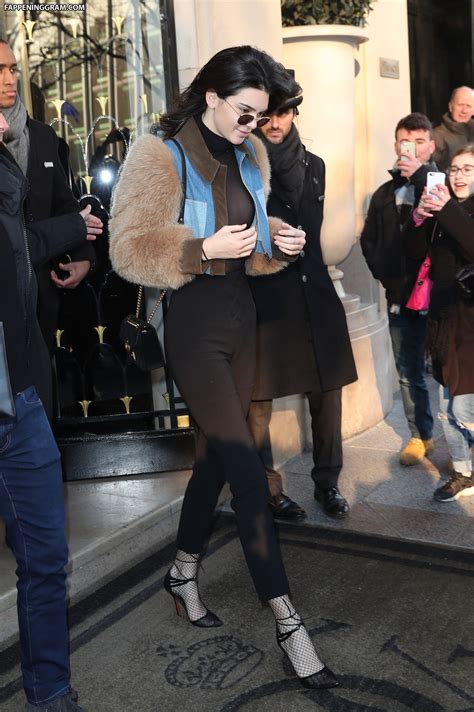 Kendall Jenner Nude The Fappening Page FappeningGram