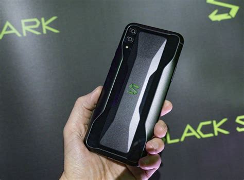 Xiaomi To Bring Back The Headphone Jack To Future Black Shark Phones ...