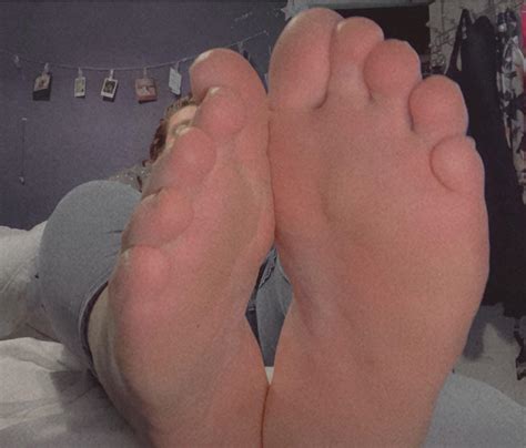 Cum Fuck My Feet R PinkPaws