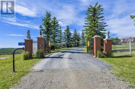 This 35m Mansion Near Calgary Has Sweeping Mountain And Downtown