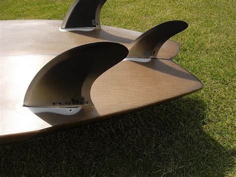 波情報 湘南 お客様のFX 4ウィングスワローバサルト巻き サーフボードクオリティーハードコア Quality Hardcore Distributions