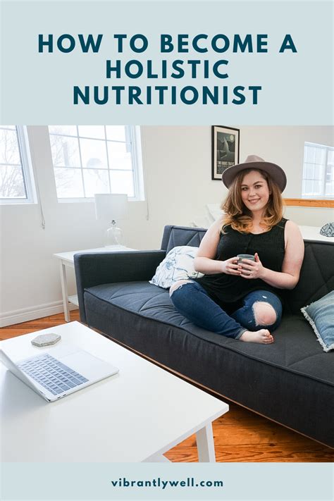 How to Become a Holistic Nutritionist: Review of CSNN Distance