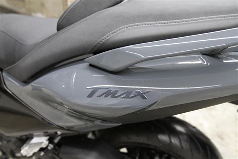 YAMAHA VMAX NAKED ROADSTER Araç Detay