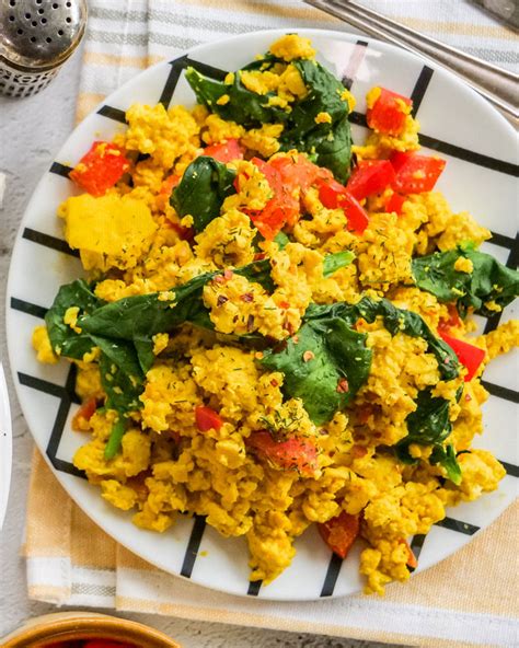 Vegan Scrambled Eggs The Edgy Veg