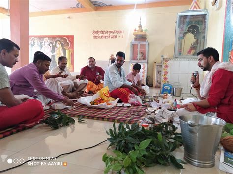 Consecration Of 2100 Parthiv Shivling In Shri Chaitanya Balaji Temple