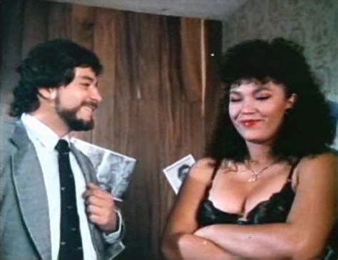 Naked Yirah Aparicio In El Pichichi Del Barrio