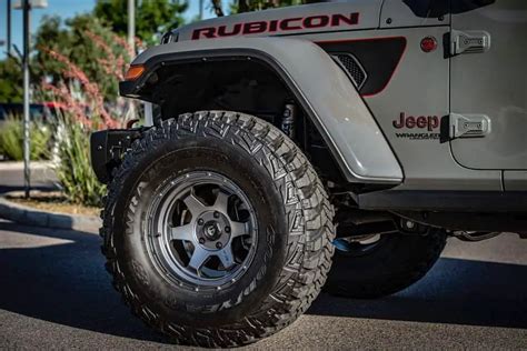Jeep Wrangler With 33 Inch Tires
