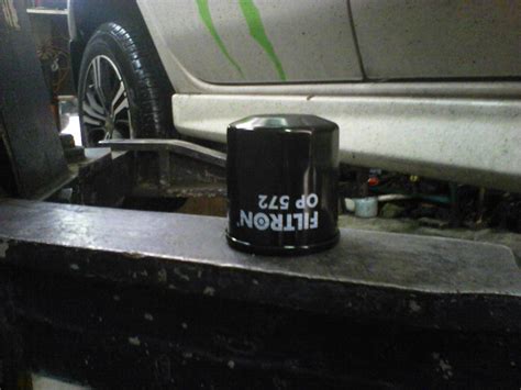 Очистка картера, замена топливного фильтра и масло (Nissan March K12 ...