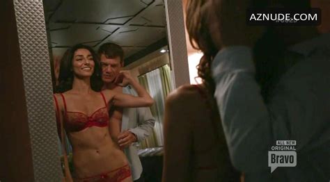 Girlfriends Guide To Divorce Nude Scenes Aznude