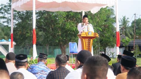 Bupati Roby Uraikan Makna Pengorbanan Dan Ketaatan Dalam Khutbah Idul