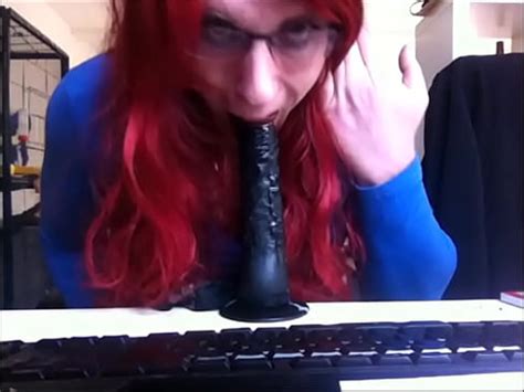 Horny sissy salope cul à bouche gorge profonde XVIDEOS