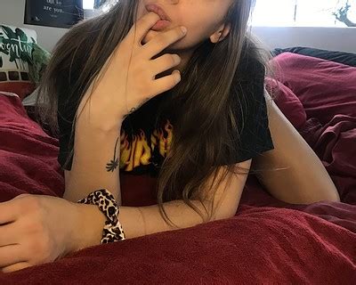 Naked Curves MFC Share