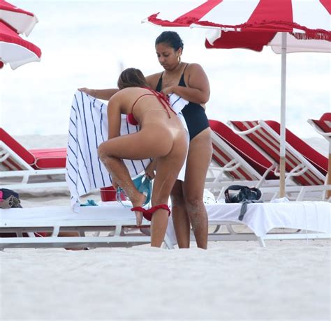 Sarah Kohan Nude Sexy Photos TheFappening