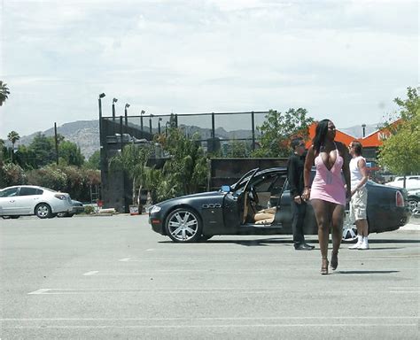 Salope Black Sur Un Parking Porn Pictures XXX Photos Sex Images PICTOA