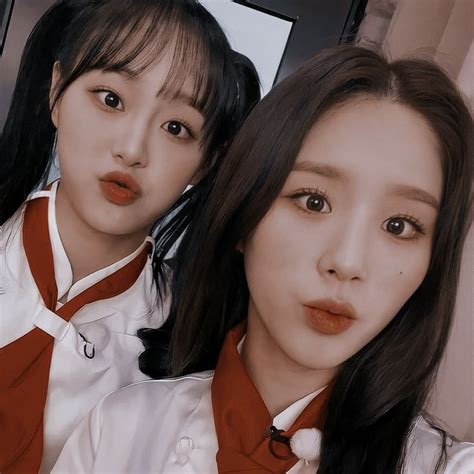 Loona Iconic Images