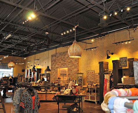 New retail shops will open inside Euclid Grand 19