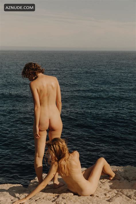 Ambre Renard And Chloe Berenger In Their Underwear Before Enjoying The Naked Sun With Charlotte