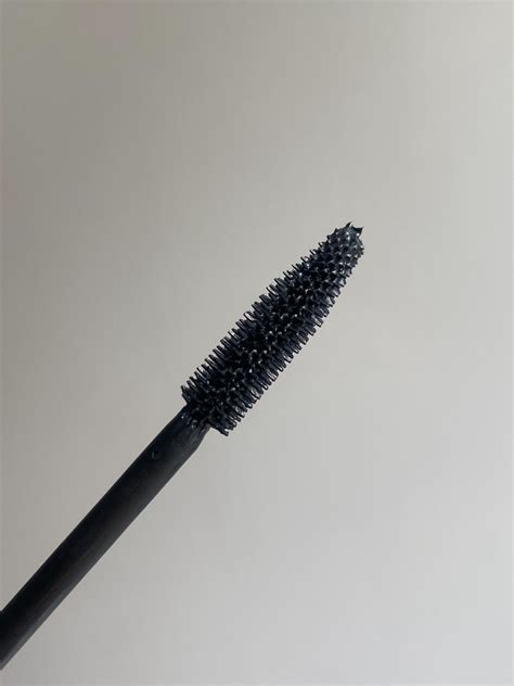 Отличник из бюджета - тушь Bold Impression Mascara black от Divage ...