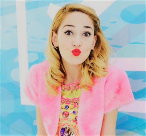 Violetta Oficial: Ludmila