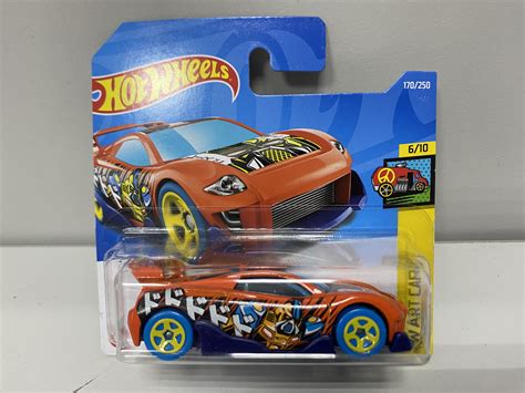 Машинка Hot Wheels Ms t Suzuka Art Cars Хот Вилс Автомобиль 1 64 HCX51 R521 цена 109 грн Prom