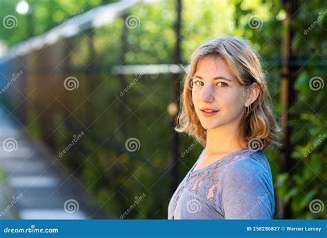 22 Yo Blonde Woman Posing In The Sun Outdoors Stock Image Image Of Blonde Elegance 258286827