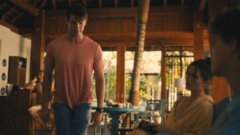 OMG He S Naked The White Lotus Jason Isaacs Goes Full Frontal OMG BLOG