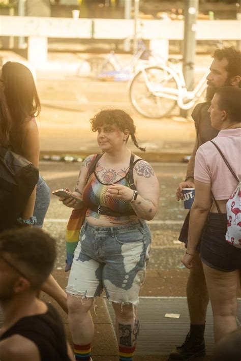 Stupendo è il popolo queer reportage fotografico dal Milano Pride Gay it