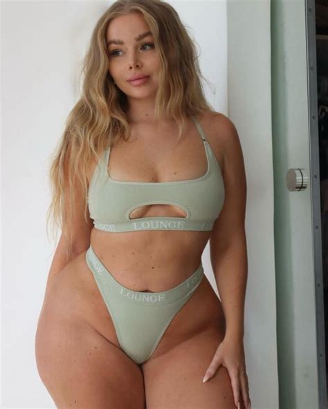 EMMMA Emmahaggstrom N Porn Pic