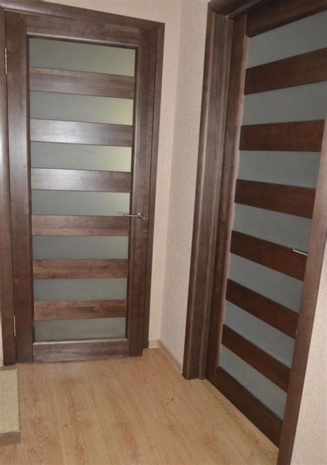 Двери ОКА в Спб. Белорусские двери из массива.