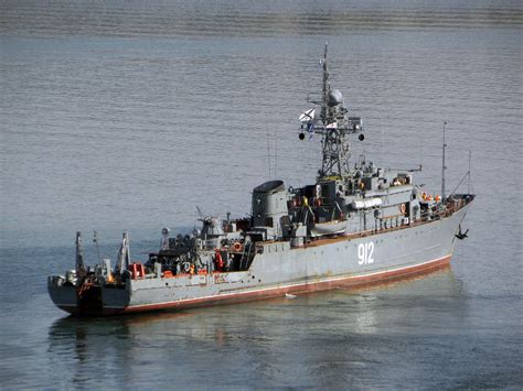 Морской тральщик "Турбинист" ЧФ РФ