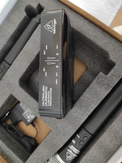 Behringer ULM302MIC bežični mikrofonski sistem