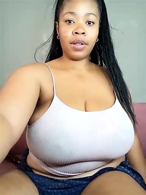 Luna Digging In That Pussy