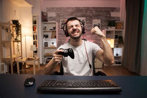gamers wajib tahu  manfaat bermain game  jarang diketahui