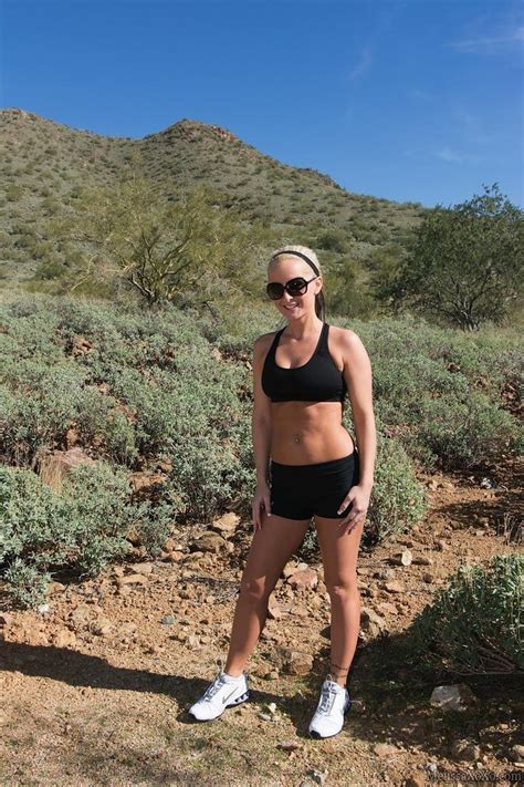 Hot Blonde Babe Melissa Gets Hot On Her Hike And Takes Her Clothes Off Porn Pictures Xxx Photos