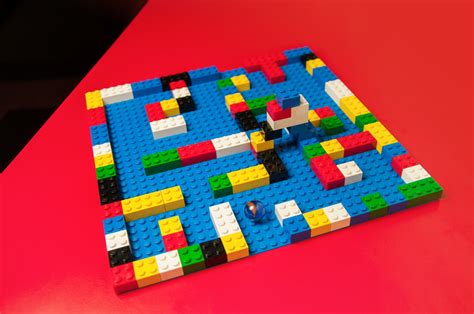 Diy Construire Un Jeu De Bille Labyrinthe Avec Des Lego Le Blog