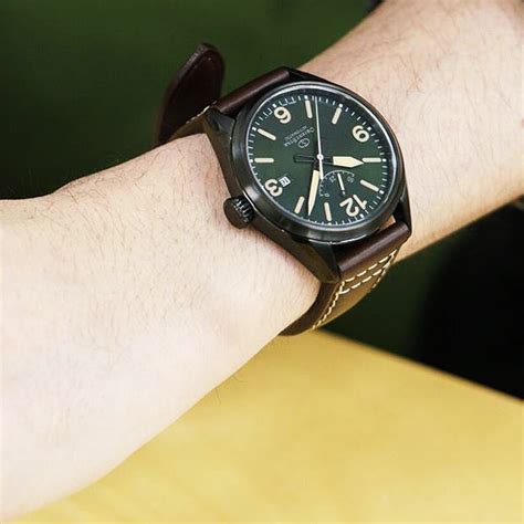 Orient Star Outdoor Collection RE-AU0201E - automatic watches